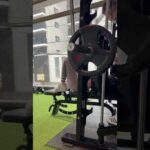 大胸筋を鍛えることによりバストの位置が上がる、姿勢改善、綺麗なデコルテライン、代謝アップ効果も