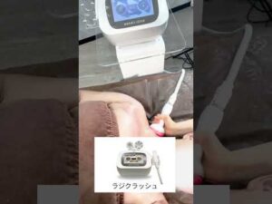 肩のラインがスッキリするだけで華奢見え！最新トップスが映える美デコルテ作りにおすすめです