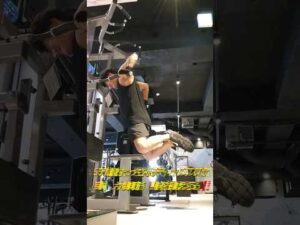 57歳おっさんディップスで肩　大胸筋　腕を鍛える‼️#筋トレ#肩トレ#胸トレ#腕トレ#エニタイム#ダイエット中#バストアップ効果