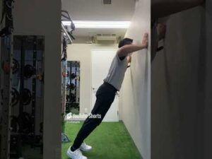 【バストアップしたいならこれやるだけ】　壁立て伏せ　#宅トレ #ダイエット #ストレッチ