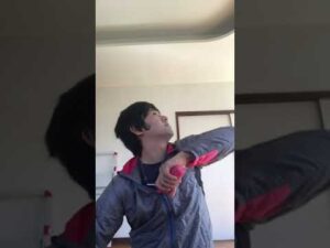 小顔、バストアップ、首肩のストレッチ　その２